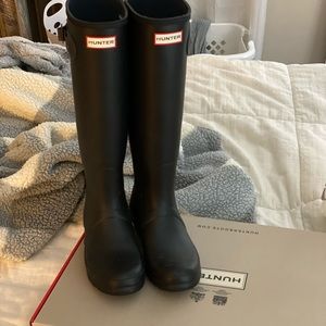 Hunter rain boots